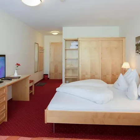 Hotel Silbertal 3*