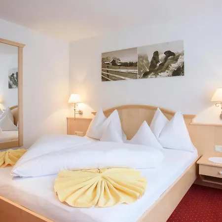 Hotel Silbertal Self-Checkin 3* سيلبيرتال